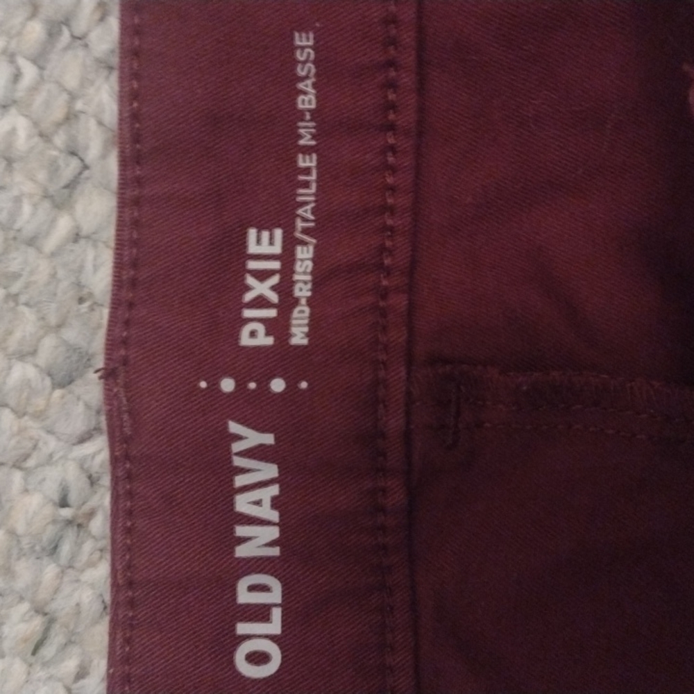 Shorts - Picture 3 of 5